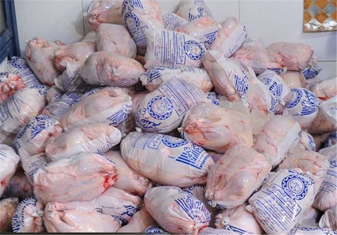 توزیع روزانه ۸ هزار تن مرغ در کشور