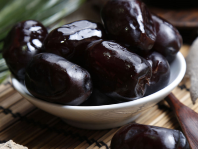 معاون بازرگانی سازمان مرکزی تعاون روستایی: افزایش ۳ برابری ذخیره سازی خرما/ قیمت گذاری مصوب خرما توسط کارگروه استان‌ها در حال انجام است