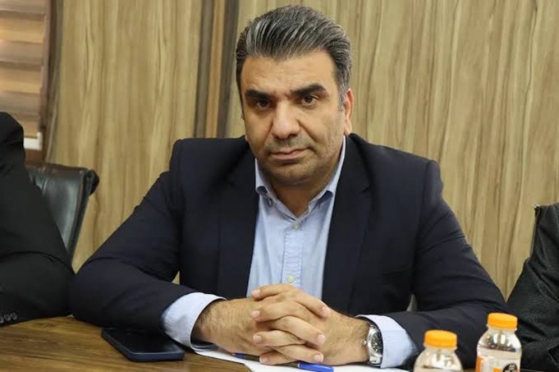 رئیس کارگروه آرد و نان اتاق اصناف تهران: نشت آرد یارانه ای به آزادپزها، در پی مسدود شدن سامانه نوع ۶ قوت گرفت